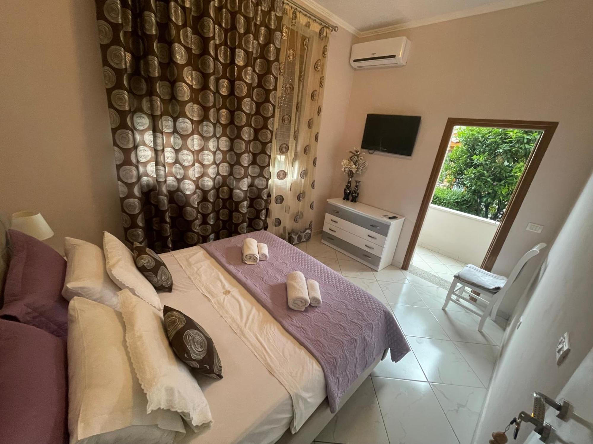 Edgar Hotel Radhimë 외부 사진
