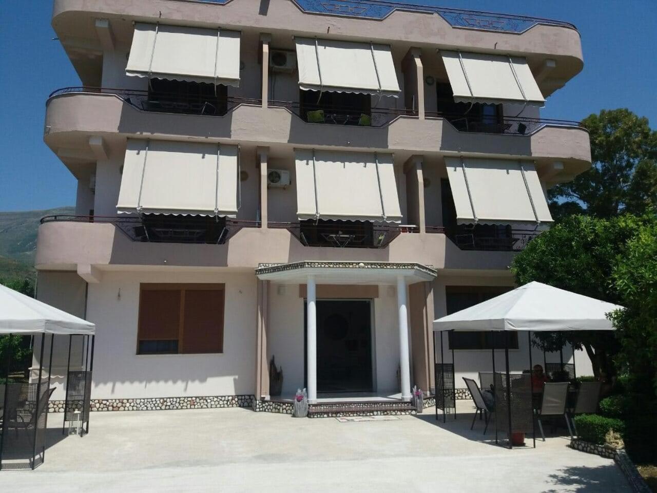 Edgar Hotel Radhimë 외부 사진